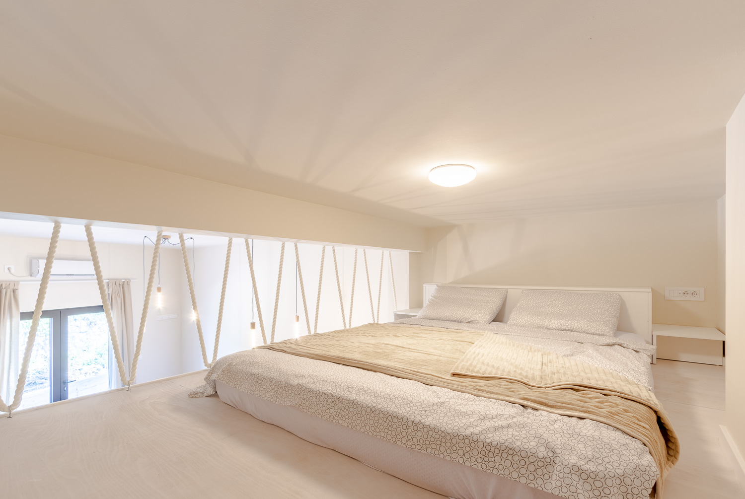 Image of Apartment - 2 Bedrooms - 1 Bathrooms for Sale in Tivat-Tivat-Montenegro, Image 3